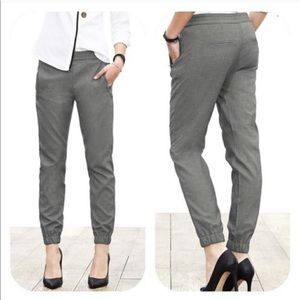 NWOT Banana Republic gray joggers, 0P